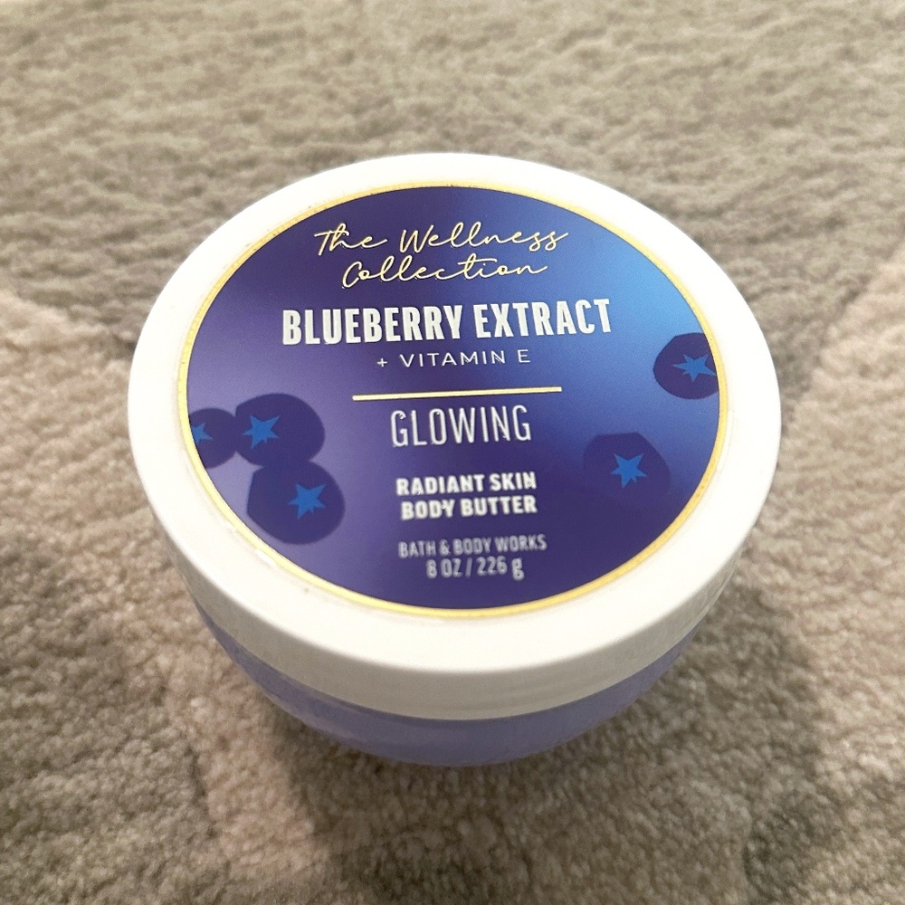 Bath and Body Works Blueberry Extract Glowing Body Butter Wellness BBW B&BW